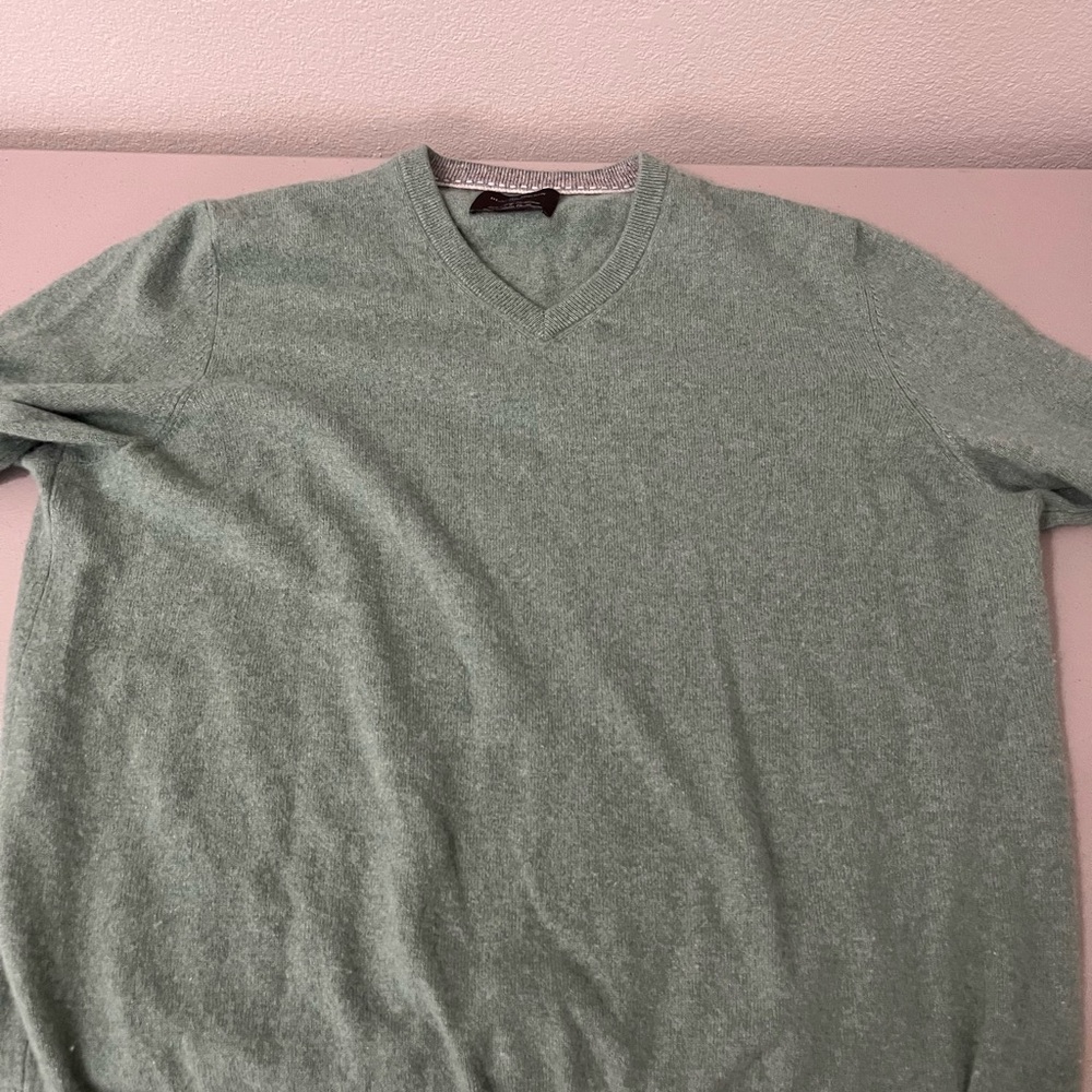 Black Brown 1826 Cashmere XL V Neck Sweater - EUC